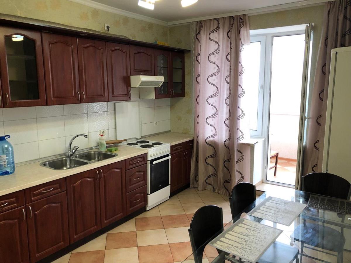 Cosy flat Kyiv Exterior foto